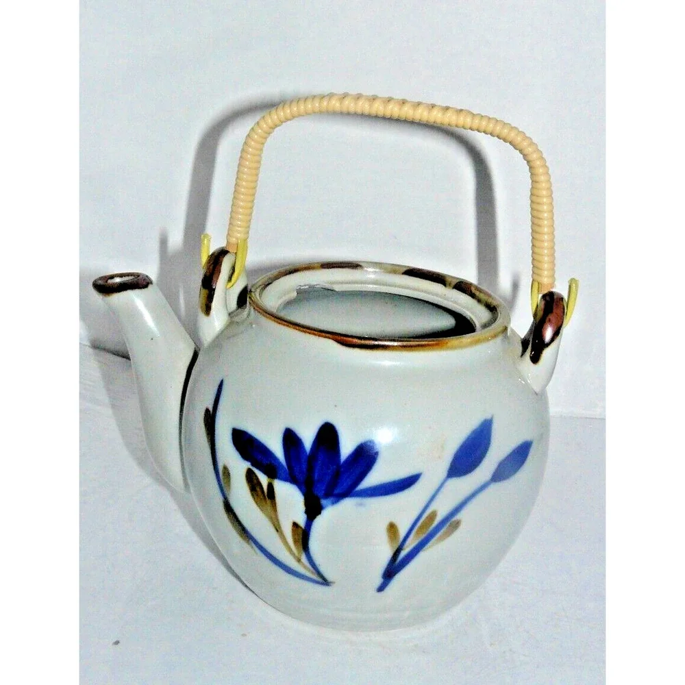 Vintage Japanese Porcelain Lotus Tea Set Teapot Lid 4 Cups Blue White Floral